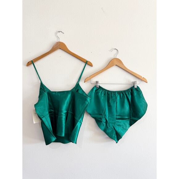 80s NOS Emerald Green Silky Cami Sleep Set size medium - Picture 14 of 14